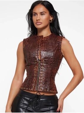 A Vintage Fit Crocodile Leather Top